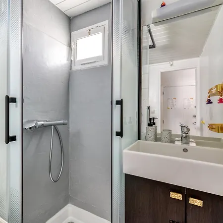 Little Mamma à 50m Centre-port Wi-fi, Linge&ménage Inclus Appartement
